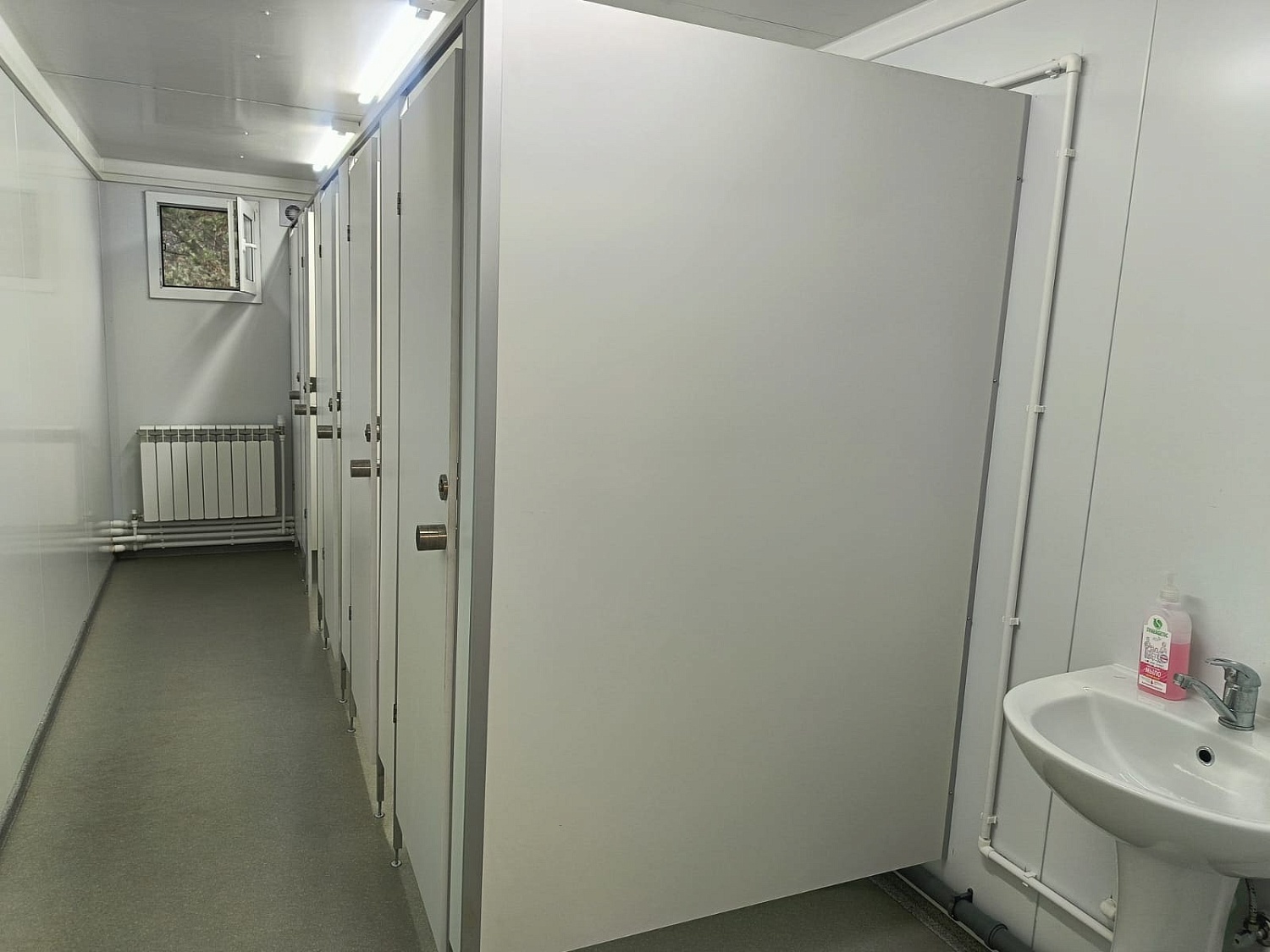 Общежитие на базе 90 модулей "Звезда" в городе  Великий Новгород